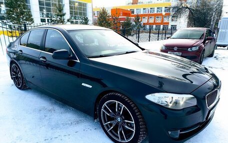 BMW 5 серия, 2012 год, 1 950 000 рублей, 2 фотография