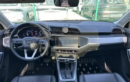 Audi Q3, 2021 год, 2 250 000 рублей, 7 фотография