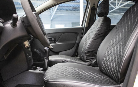 Renault Logan II, 2015 год, 539 000 рублей, 17 фотография