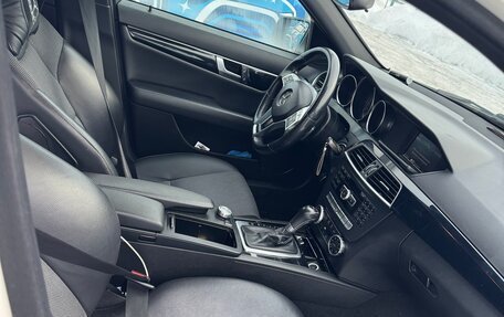 Mercedes-Benz C-Класс, 2011 год, 1 250 000 рублей, 10 фотография