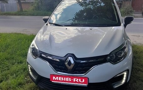 Renault Kaptur I рестайлинг, 2020 год, 1 550 000 рублей, 2 фотография