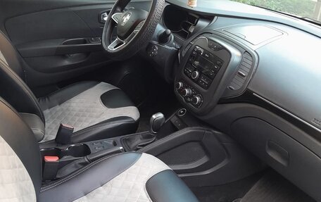 Renault Kaptur I рестайлинг, 2020 год, 1 550 000 рублей, 7 фотография