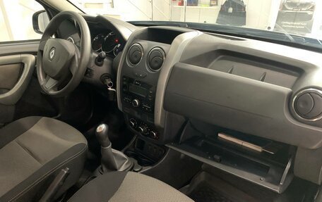 Renault Duster I рестайлинг, 2017 год, 998 000 рублей, 33 фотография