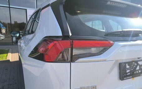 Toyota RAV4, 2025 год, 4 350 000 рублей, 13 фотография