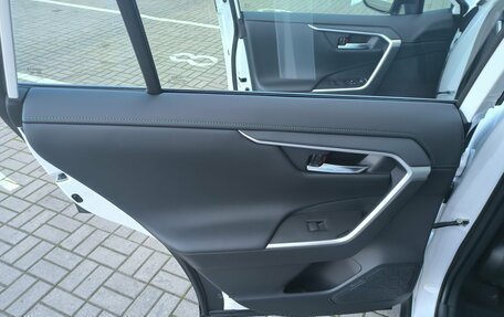 Toyota RAV4, 2025 год, 4 350 000 рублей, 32 фотография