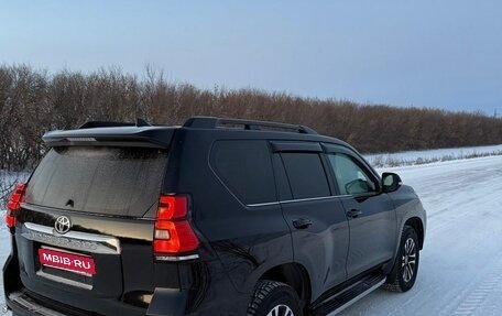 Toyota Land Cruiser Prado 150 рестайлинг 2, 2018 год, 6 700 000 рублей, 1 фотография