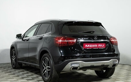 Mercedes-Benz GLA, 2018 год, 2 799 700 рублей, 7 фотография