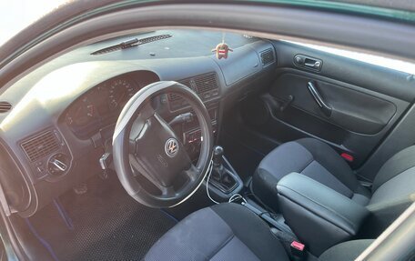 Volkswagen Golf IV, 2001 год, 390 000 рублей, 8 фотография