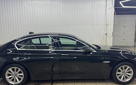 BMW 5 серия, 2010 год, 1 950 000 рублей, 11 фотография