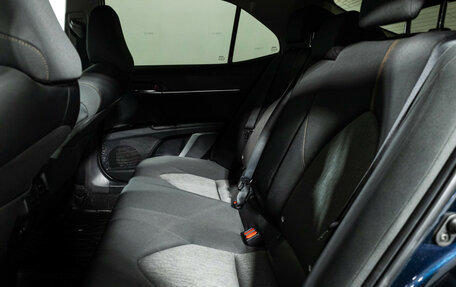 Toyota Camry, 2019 год, 2 899 700 рублей, 10 фотография