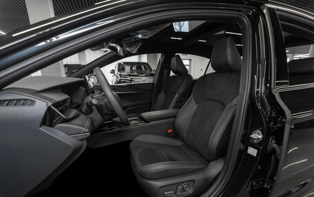 Toyota Camry, 2025 год, 4 650 000 рублей, 9 фотография