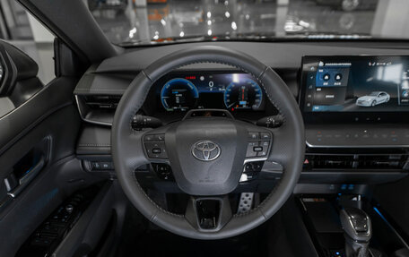 Toyota Camry, 2025 год, 4 650 000 рублей, 11 фотография