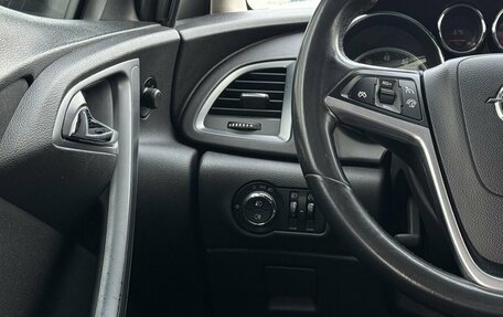 Opel Astra J, 2013 год, 799 999 рублей, 9 фотография