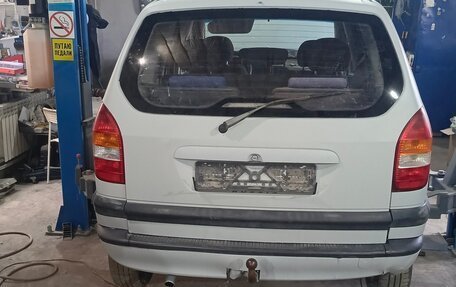 Opel Zafira A рестайлинг, 2001 год, 275 000 рублей, 3 фотография