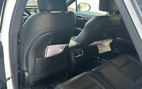 Lexus RX IV рестайлинг, 2019 год, 5 100 000 рублей, 6 фотография