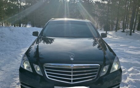 Mercedes-Benz E-Класс, 2012 год, 2 150 000 рублей, 1 фотография