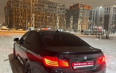 BMW 5 серия, 2013 год, 1 800 000 рублей, 4 фотография