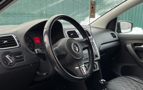 Volkswagen Polo VI (EU Market), 2013 год, 800 000 рублей, 17 фотография