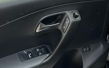 Volkswagen Polo VI (EU Market), 2013 год, 800 000 рублей, 18 фотография