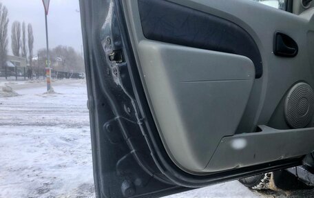 Renault Logan I, 2006 год, 270 000 рублей, 9 фотография