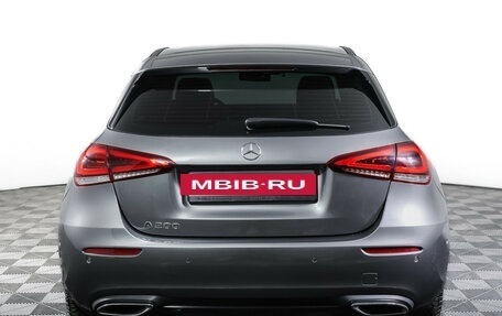 Mercedes-Benz A-Класс, 2019 год, 2 340 000 рублей, 6 фотография