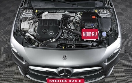 Mercedes-Benz A-Класс, 2019 год, 2 340 000 рублей, 9 фотография