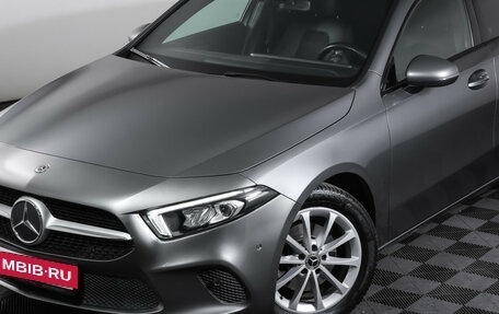 Mercedes-Benz A-Класс, 2019 год, 2 340 000 рублей, 24 фотография