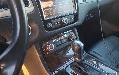 Volkswagen Touareg III, 2014 год, 2 750 000 рублей, 6 фотография