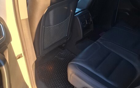 Volkswagen Touareg III, 2014 год, 2 750 000 рублей, 8 фотография