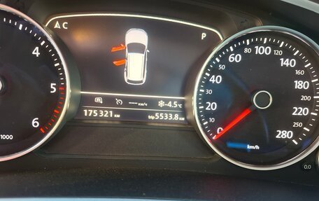 Volkswagen Touareg III, 2014 год, 2 750 000 рублей, 9 фотография