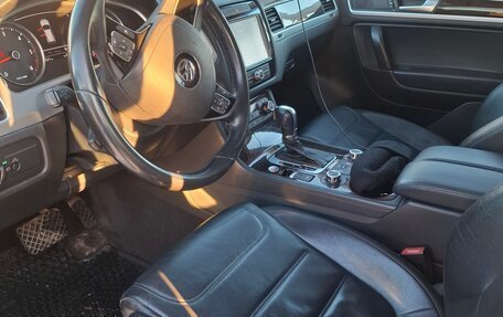 Volkswagen Touareg III, 2014 год, 2 750 000 рублей, 10 фотография