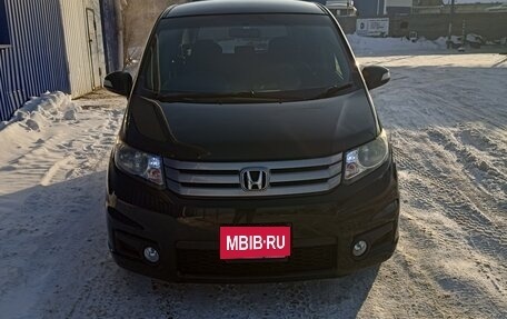 Honda Freed I, 2013 год, 1 050 000 рублей, 3 фотография