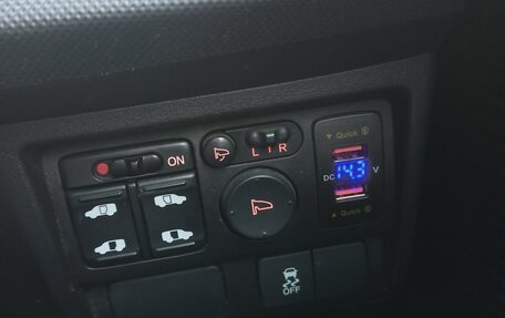 Honda Freed I, 2013 год, 1 050 000 рублей, 13 фотография