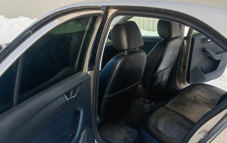 Skoda Rapid I, 2018 год, 1 300 000 рублей, 11 фотография