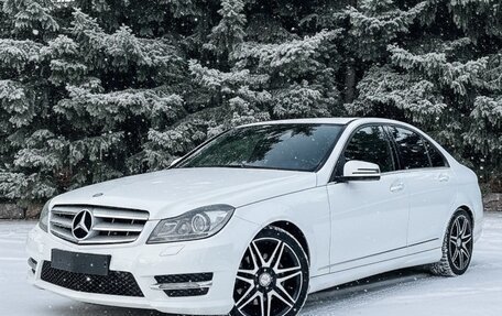 Mercedes-Benz C-Класс, 2012 год, 1 640 000 рублей, 1 фотография