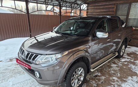 Mitsubishi L200 IV рестайлинг, 2017 год, 2 200 000 рублей, 3 фотография