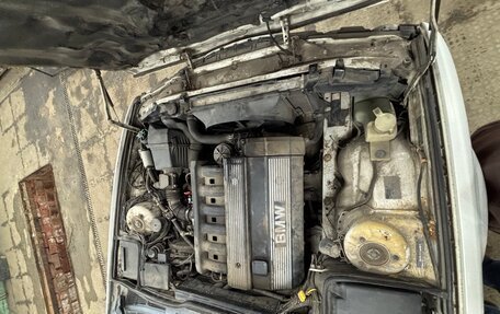 BMW 5 серия, 1992 год, 230 000 рублей, 16 фотография