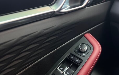 Geely Coolray I, 2024 год, 2 390 000 рублей, 26 фотография