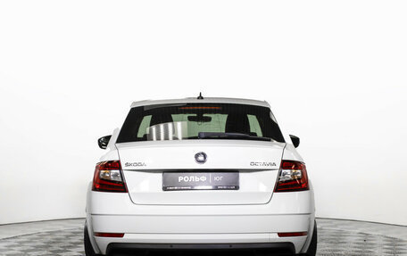 Skoda Octavia, 2017 год, 1 995 000 рублей, 6 фотография