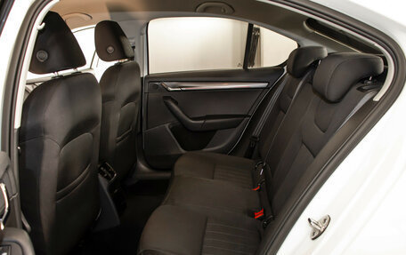 Skoda Octavia, 2017 год, 1 995 000 рублей, 10 фотография