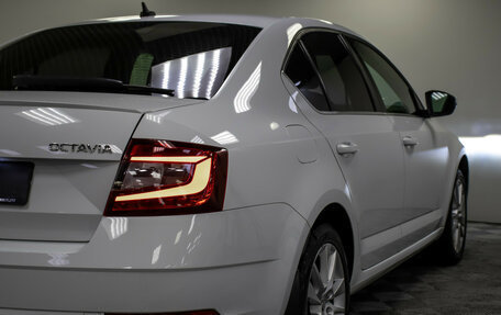 Skoda Octavia, 2017 год, 1 995 000 рублей, 20 фотография