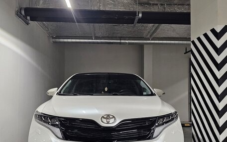 Toyota Venza I, 2013 год, 2 550 000 рублей, 2 фотография