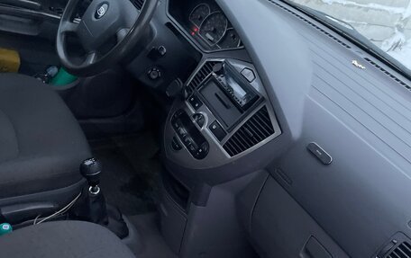 KIA Carens I (RS), 2003 год, 315 000 рублей, 7 фотография