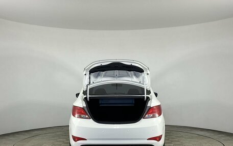 Hyundai Solaris II рестайлинг, 2015 год, 989 000 рублей, 8 фотография