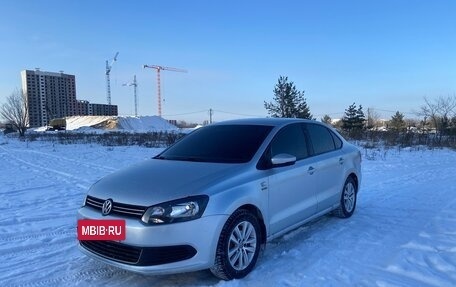 Volkswagen Polo VI (EU Market), 2013 год, 665 000 рублей, 2 фотография