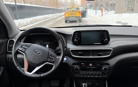 Hyundai Tucson III, 2019 год, 2 200 000 рублей, 5 фотография