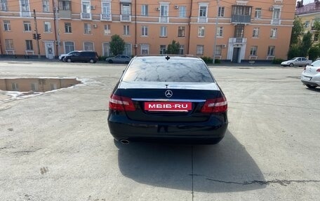 Mercedes-Benz E-Класс, 2011 год, 1 900 000 рублей, 7 фотография