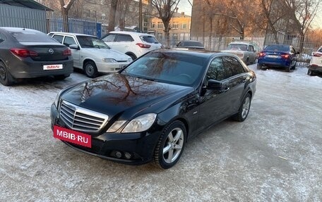 Mercedes-Benz E-Класс, 2011 год, 1 900 000 рублей, 4 фотография
