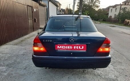 Mercedes-Benz C-Класс, 1995 год, 450 000 рублей, 4 фотография