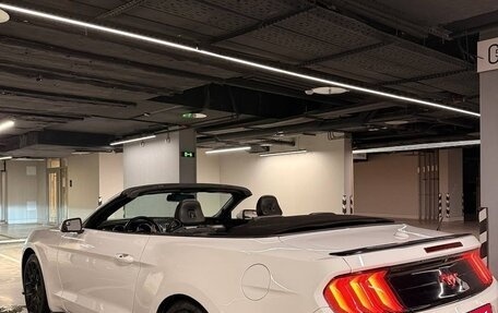 Ford Mustang VI рестайлинг, 2018 год, 3 300 000 рублей, 1 фотография